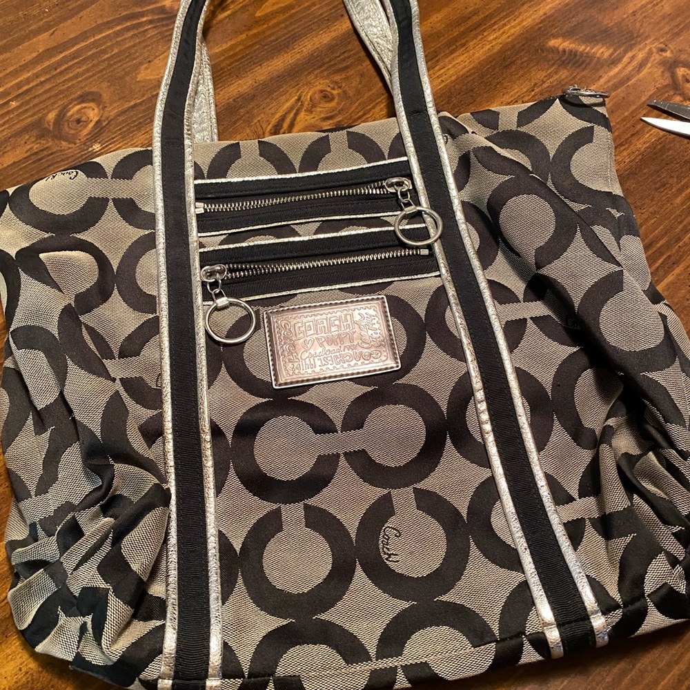 Shoulder bag